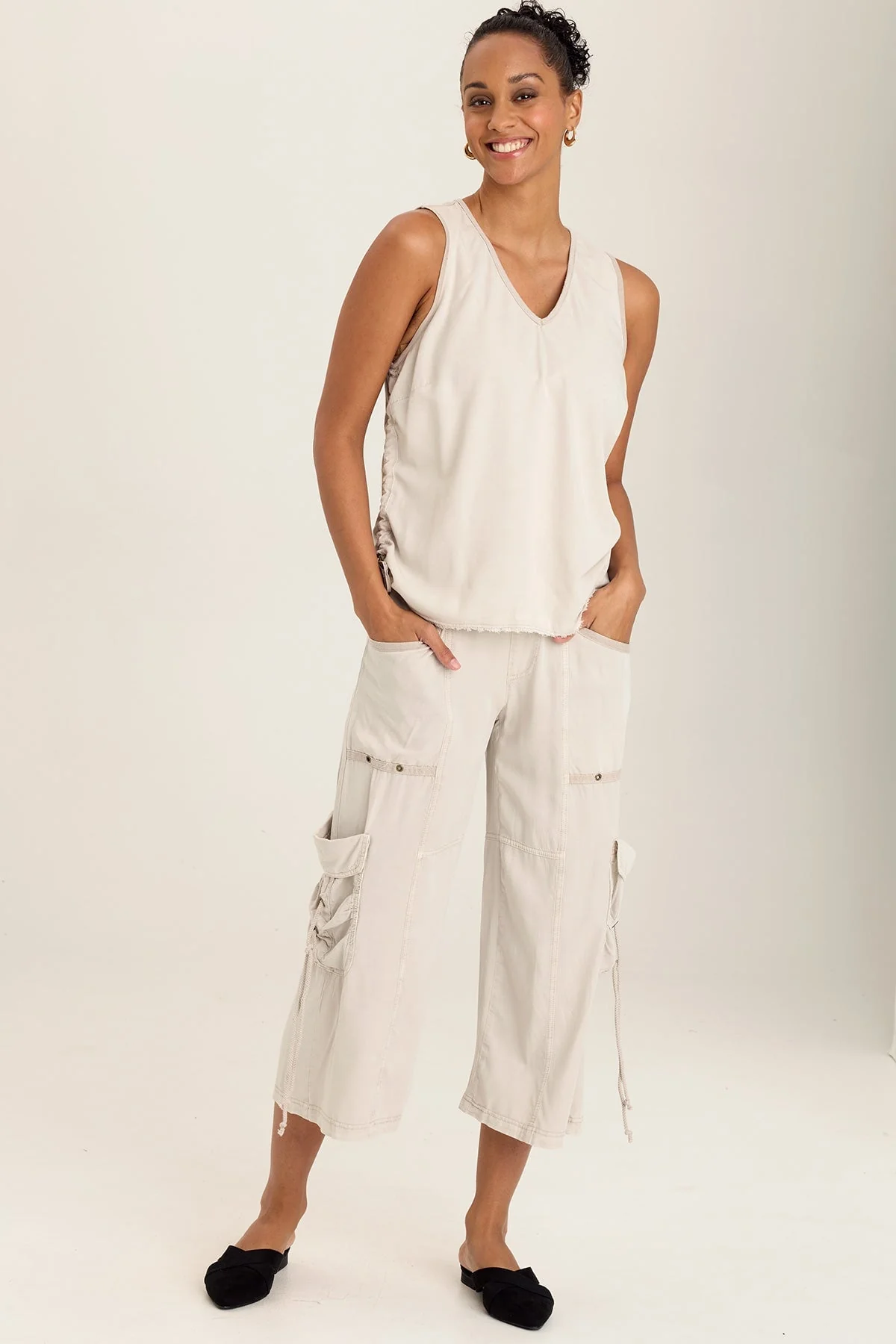 Ileana Tank - Shopern