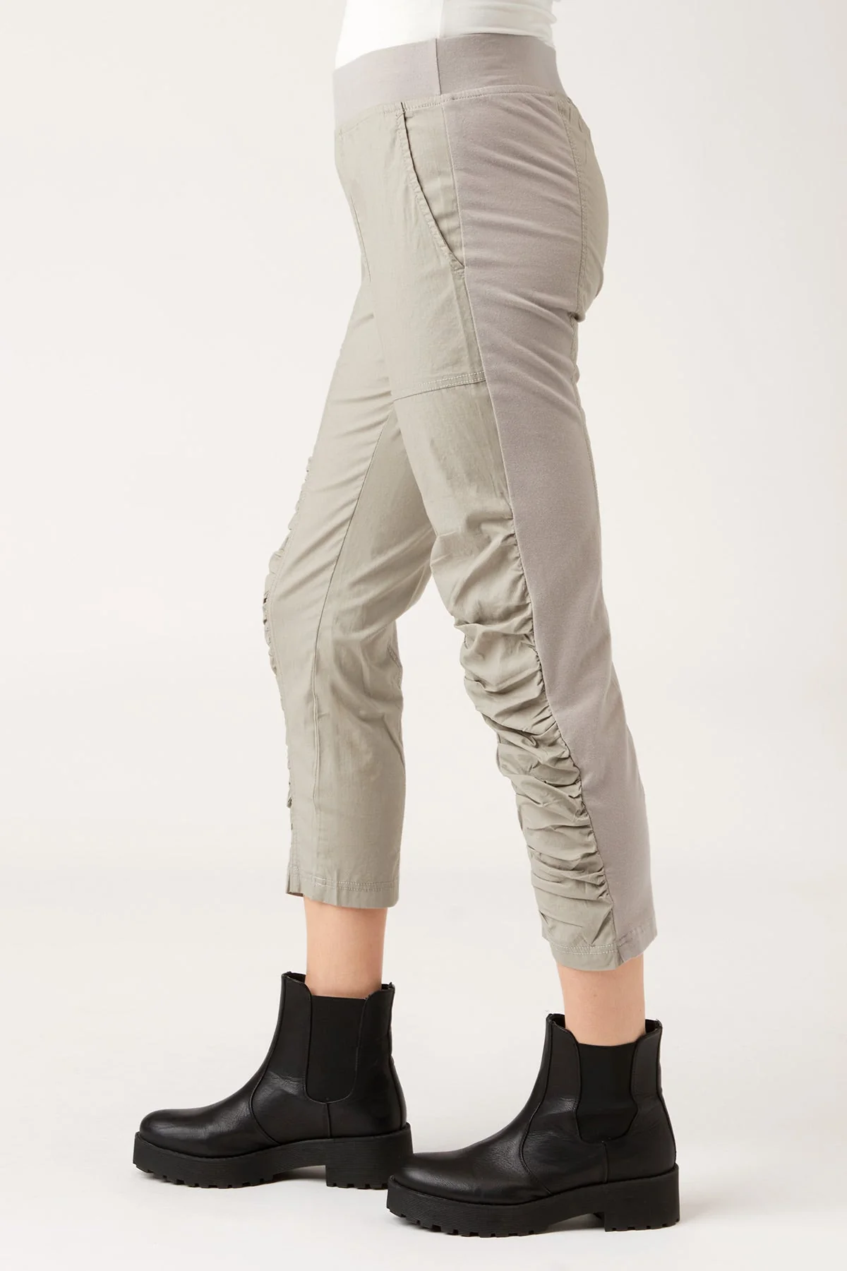 Geyser Crop - Shopern