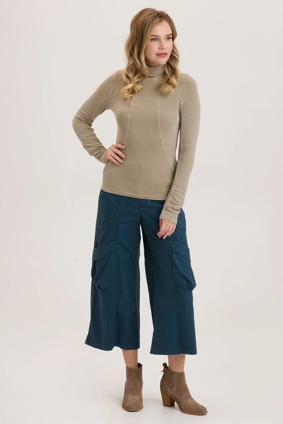 Faulkner Crop - Shopern