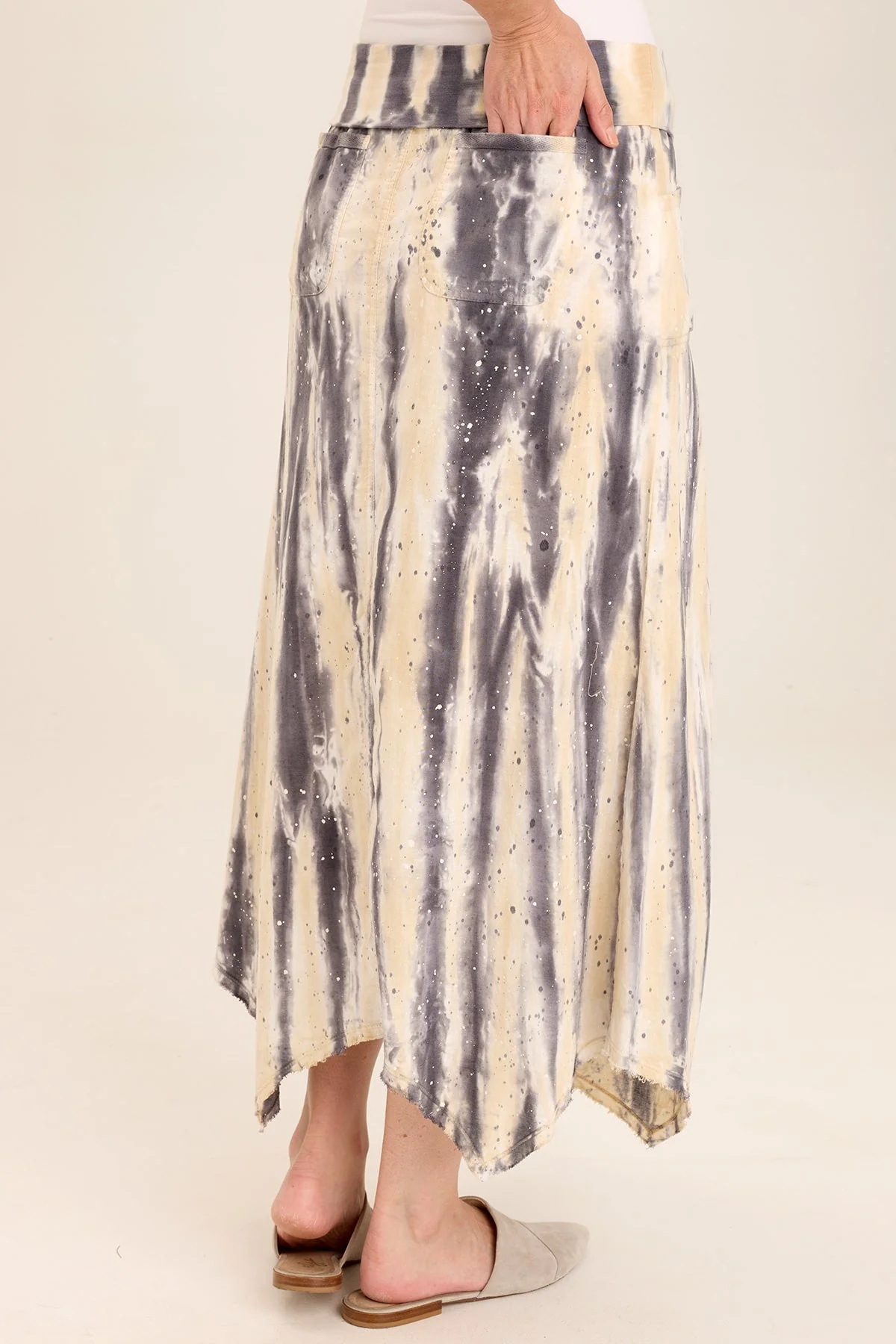 Triste Linen Bohemian Sharkbite Maxi Skirt - Shopern