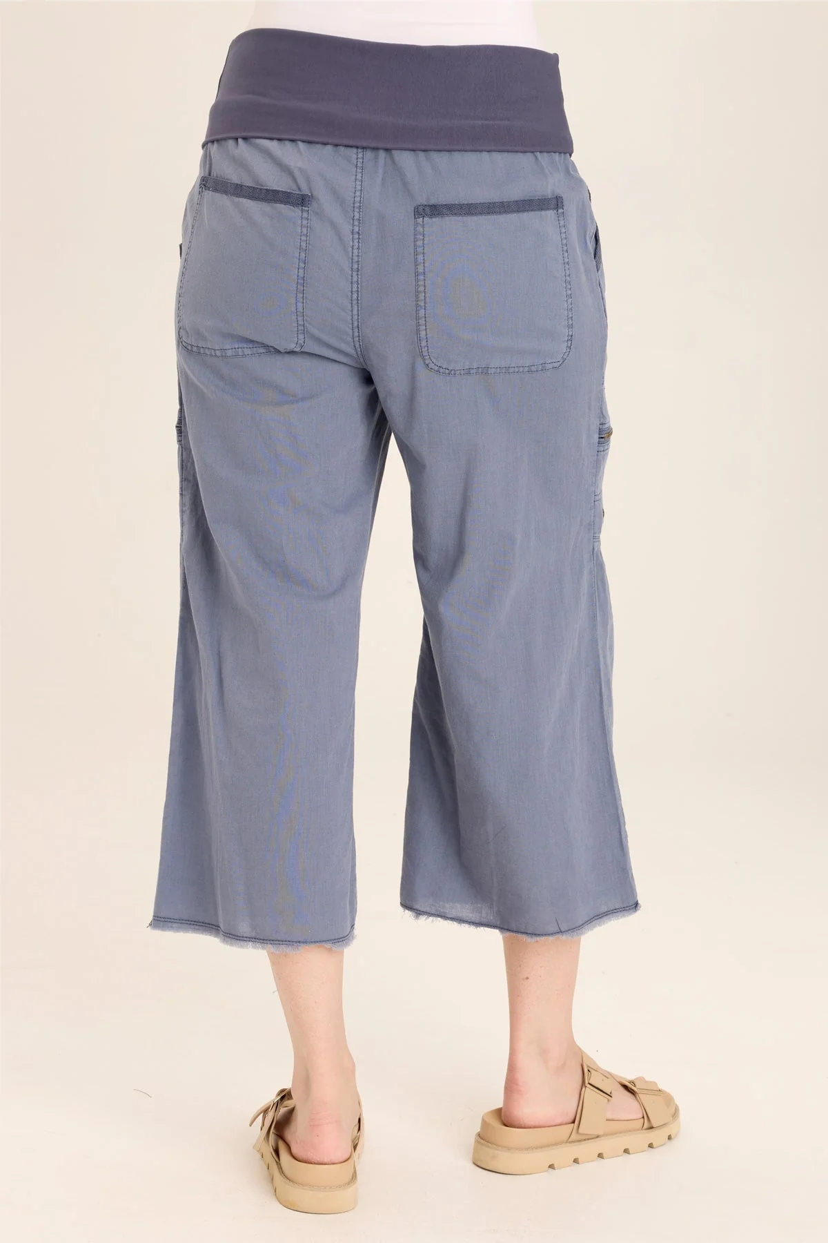 Pasqual Cotton Linen Flowy Cargo Crop - Shopern