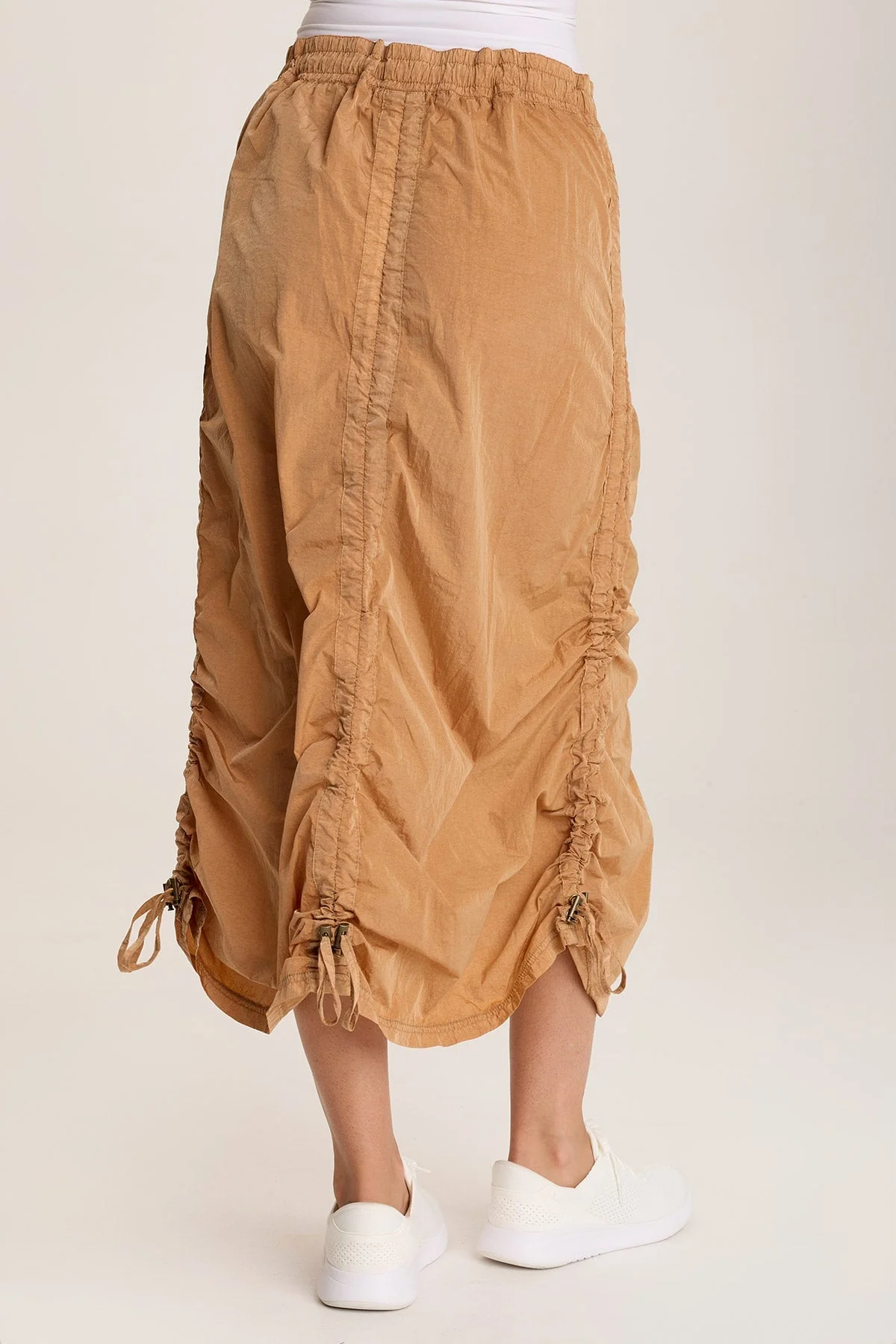 Zeno Ruched Sporty Cargo Midi Skirt - Shopern