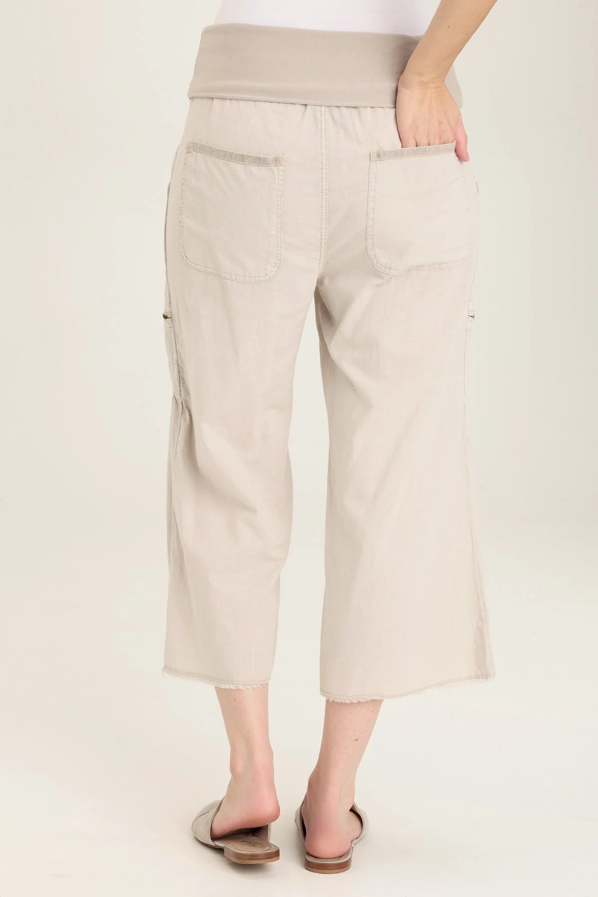 Pasqual Crop - Shopern