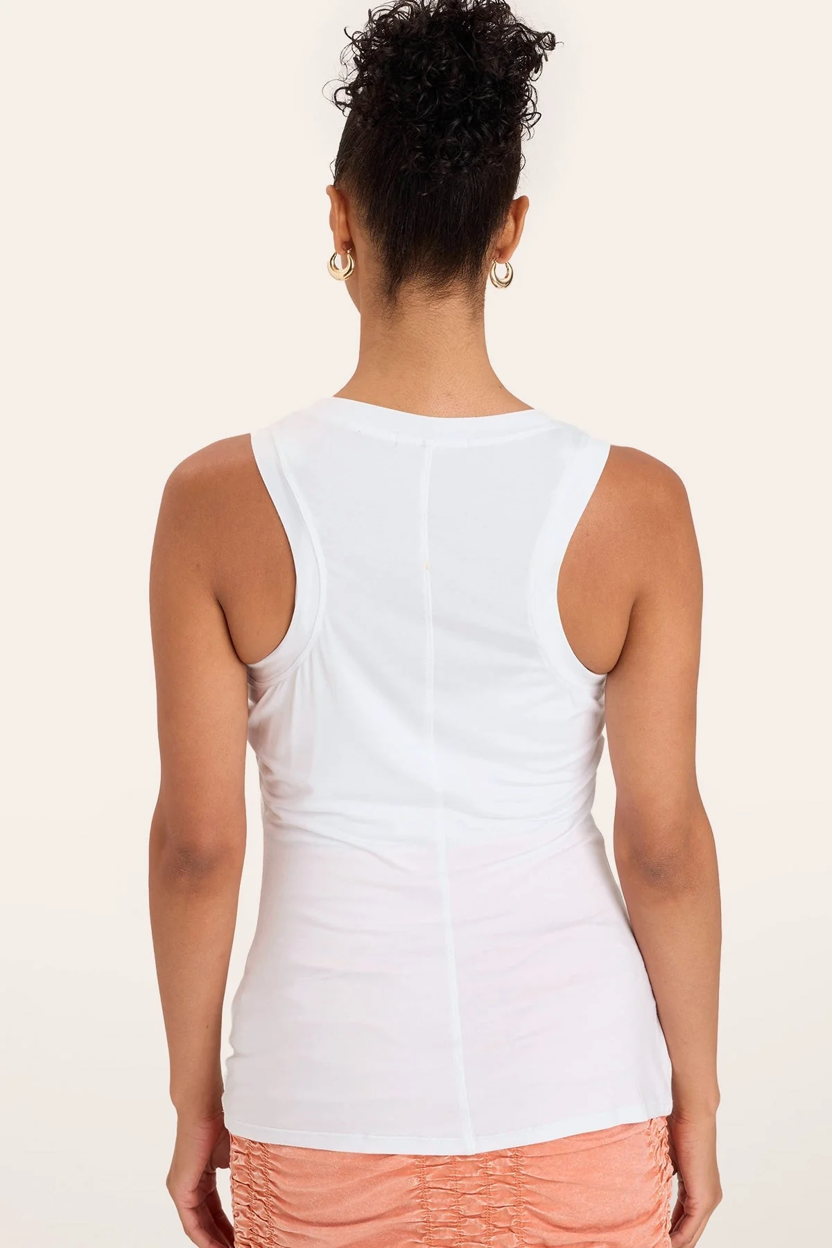 Essence Tank - Shopern