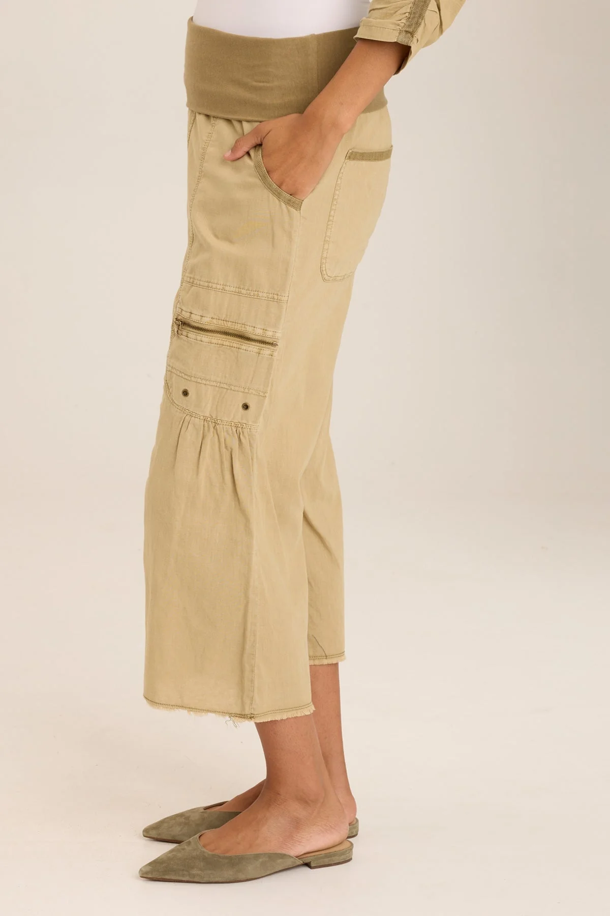 Pasqual Cotton Linen Flowy Cargo Crop - Shopern