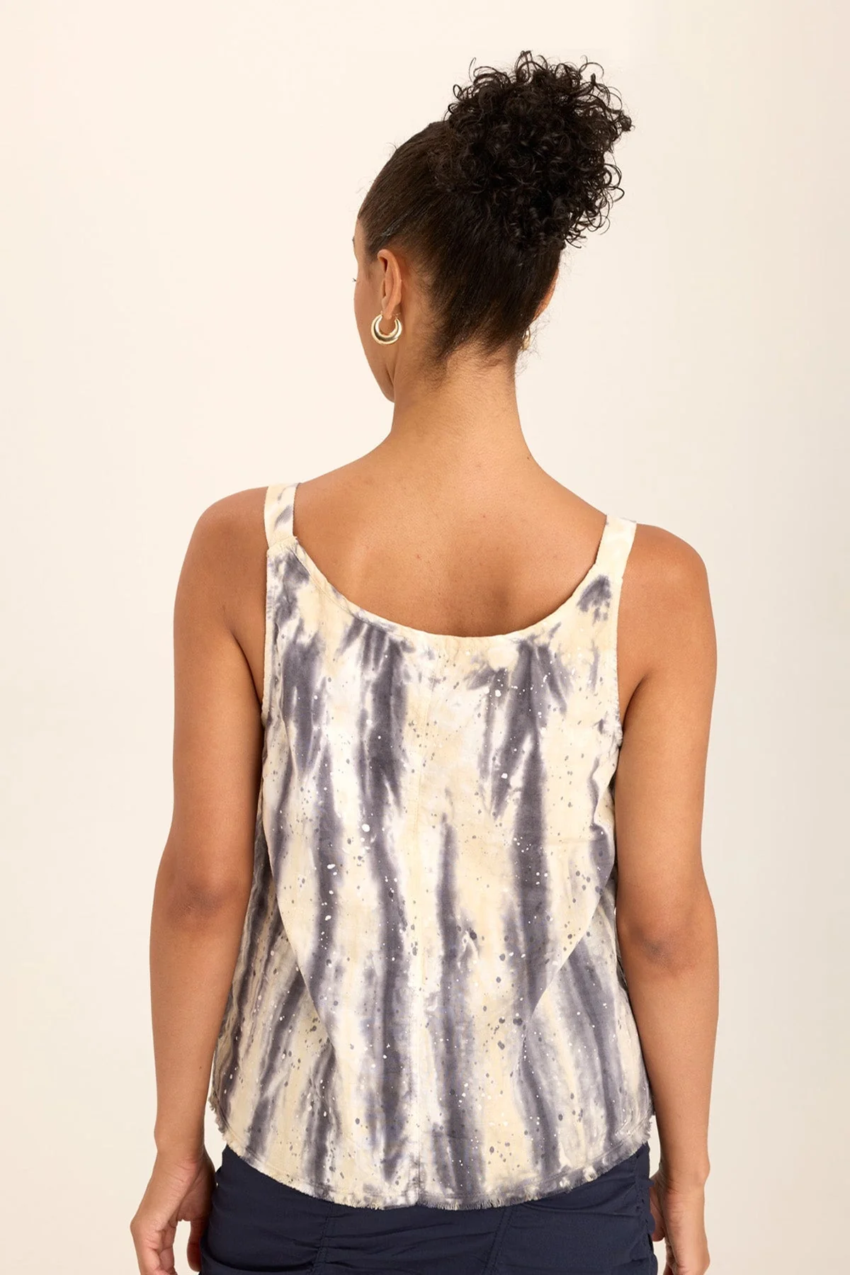 Shawnie Linen Billowy Pintuck Tank - Shopern
