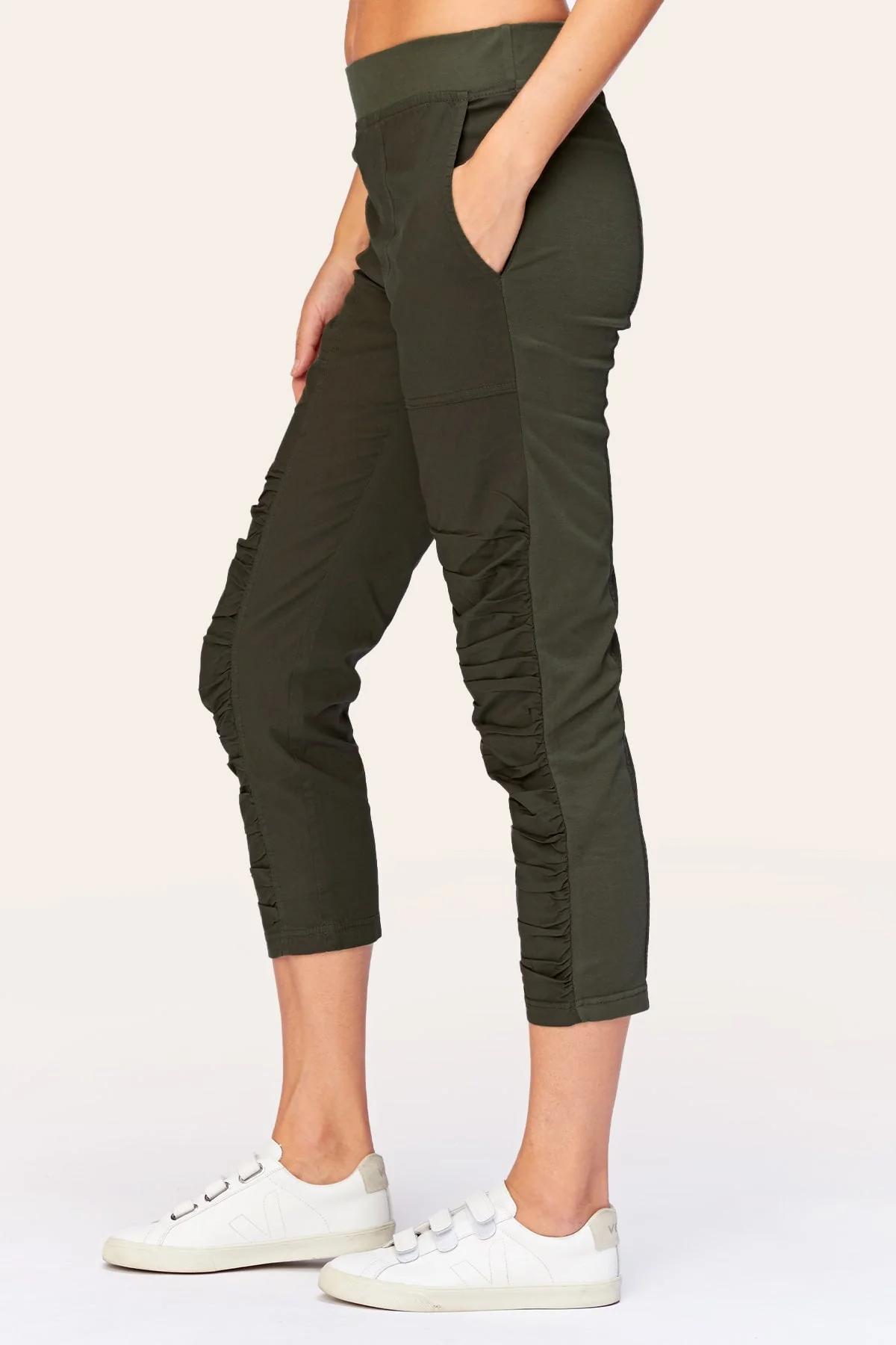 Geyser Crop - Shopern