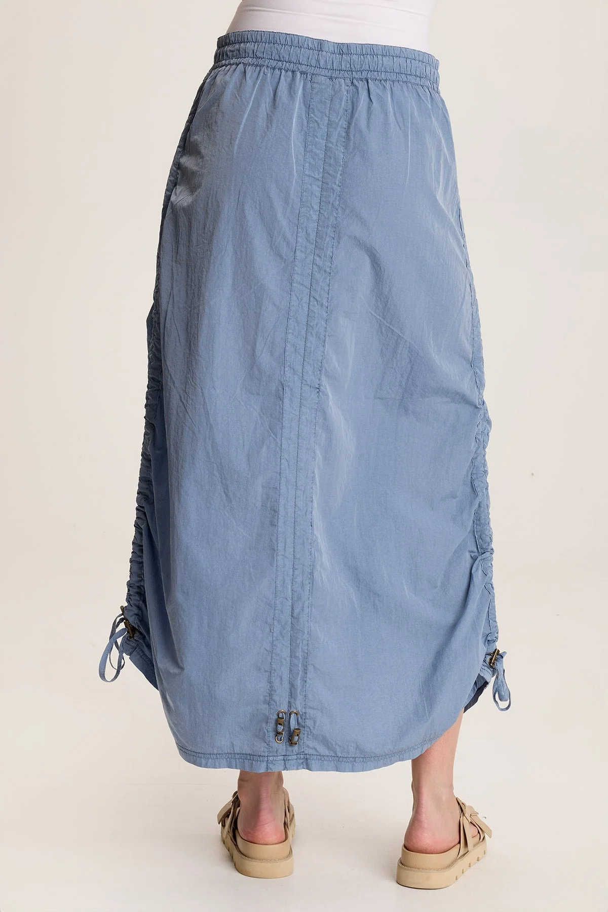 Zeno Ruched Sporty Cargo Midi Skirt - Shopern