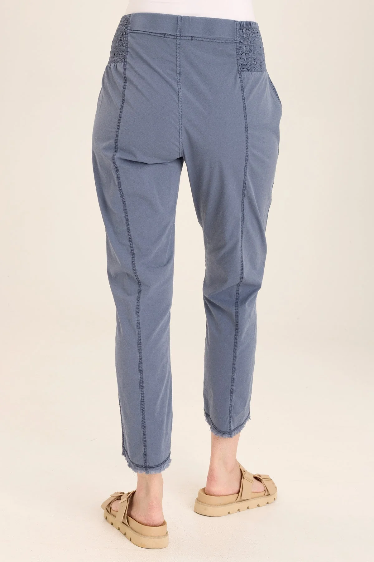 Acker Zipper Slim Crop - Shopern