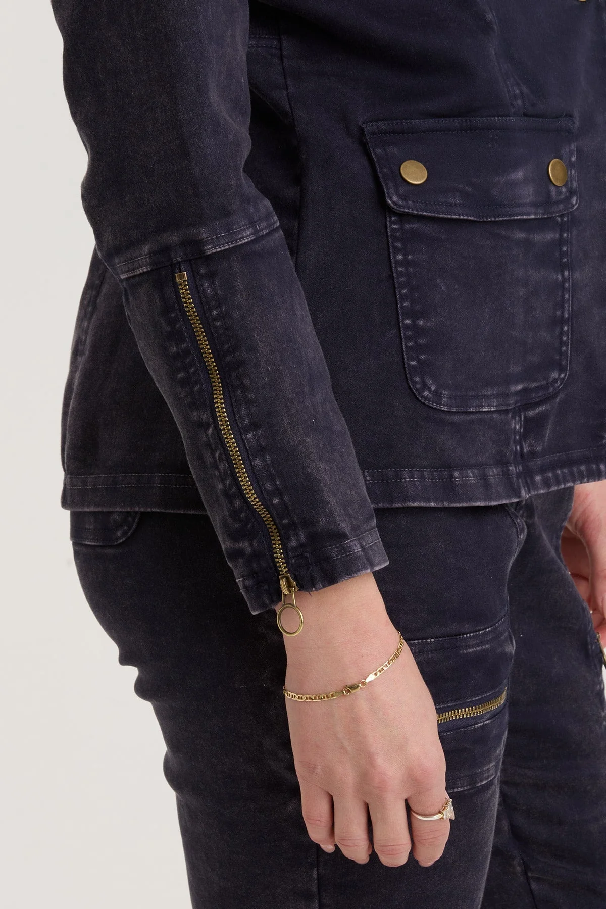 Terrwyn Blazer - Shopern