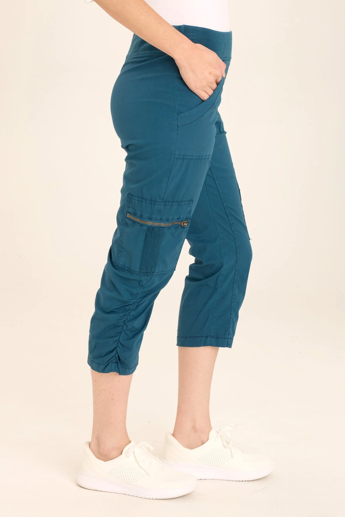 Nadia Crop - Shopern