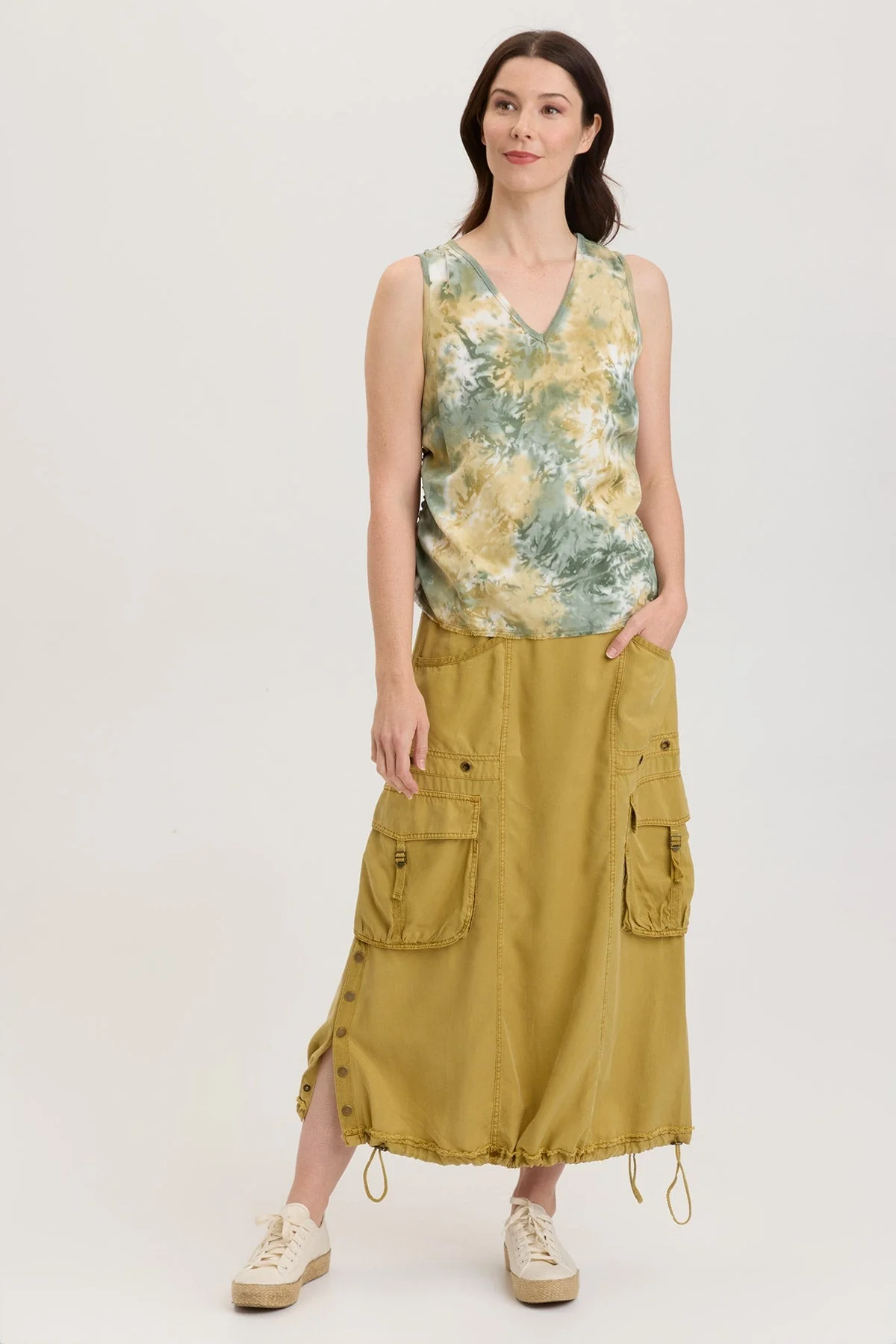 Ileana Tank - Shopern