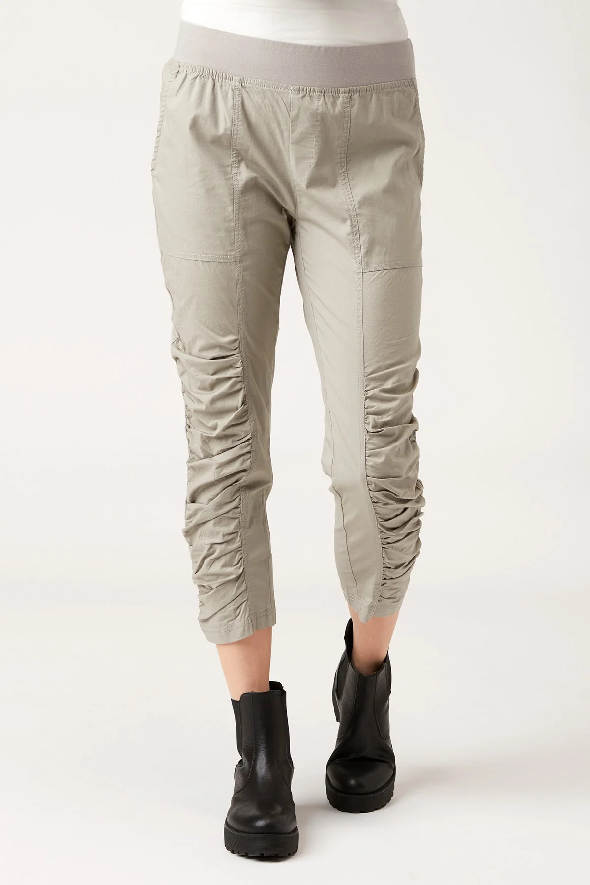 Geyser Crop - Shopern