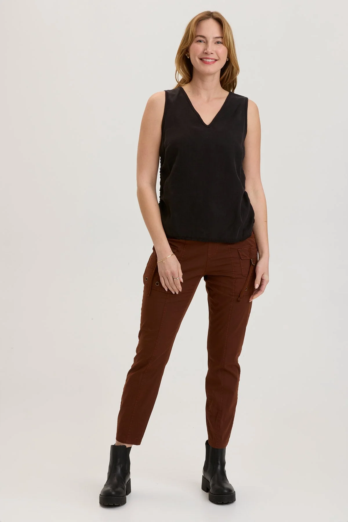 Ileana Tank - Shopern