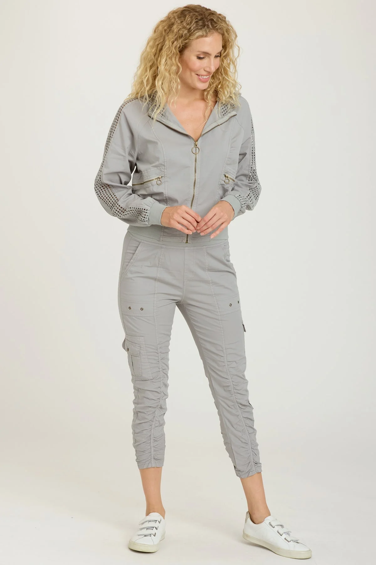 Gillian Bomber - Shopern