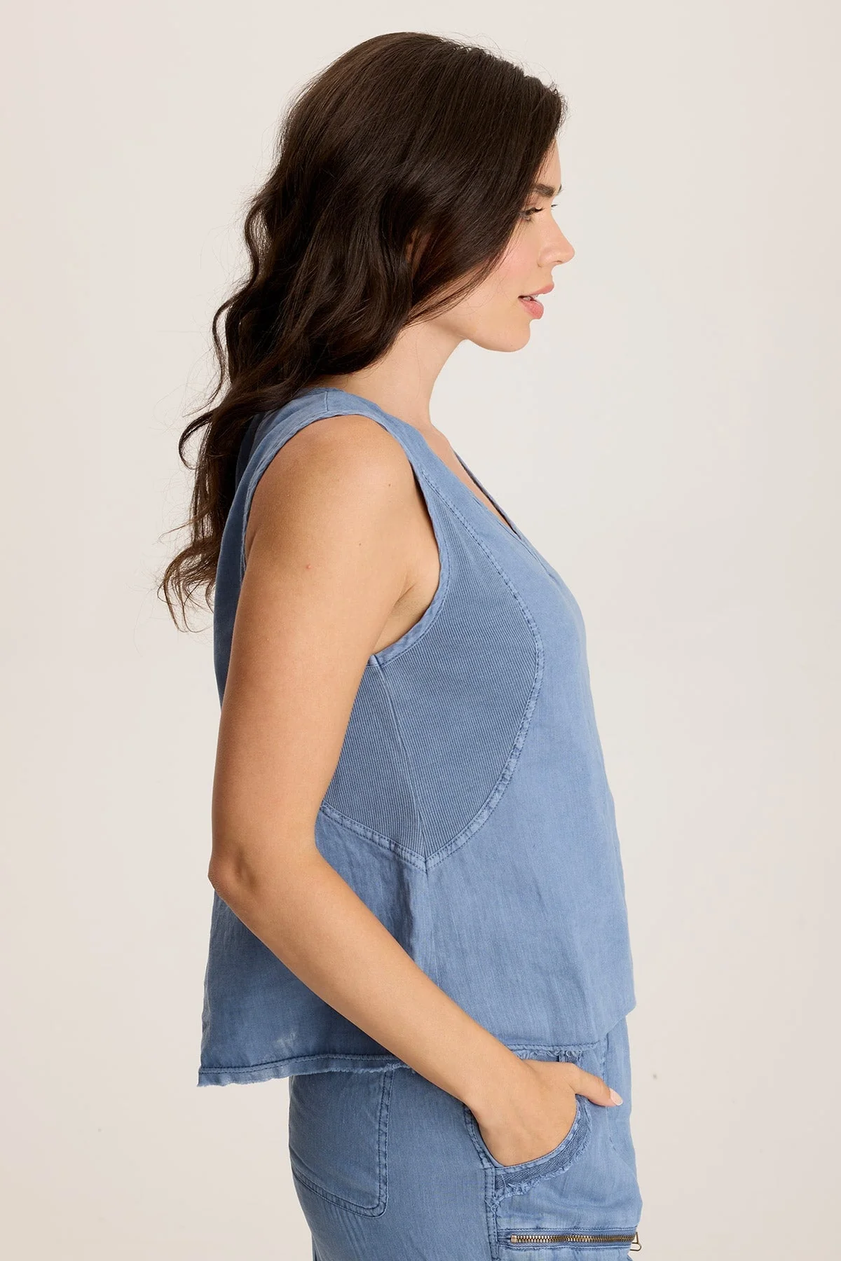 Estine Linen V-Neck Tank Top - Shopern