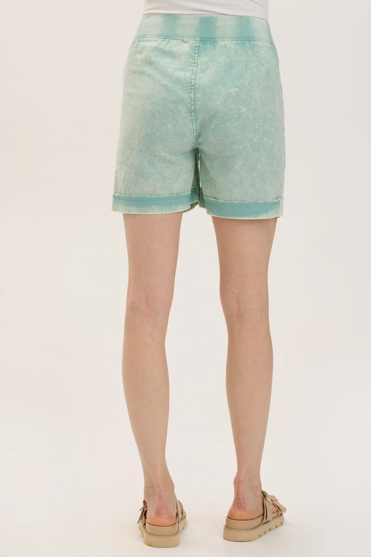 Avie Short 2.0 - Shopern