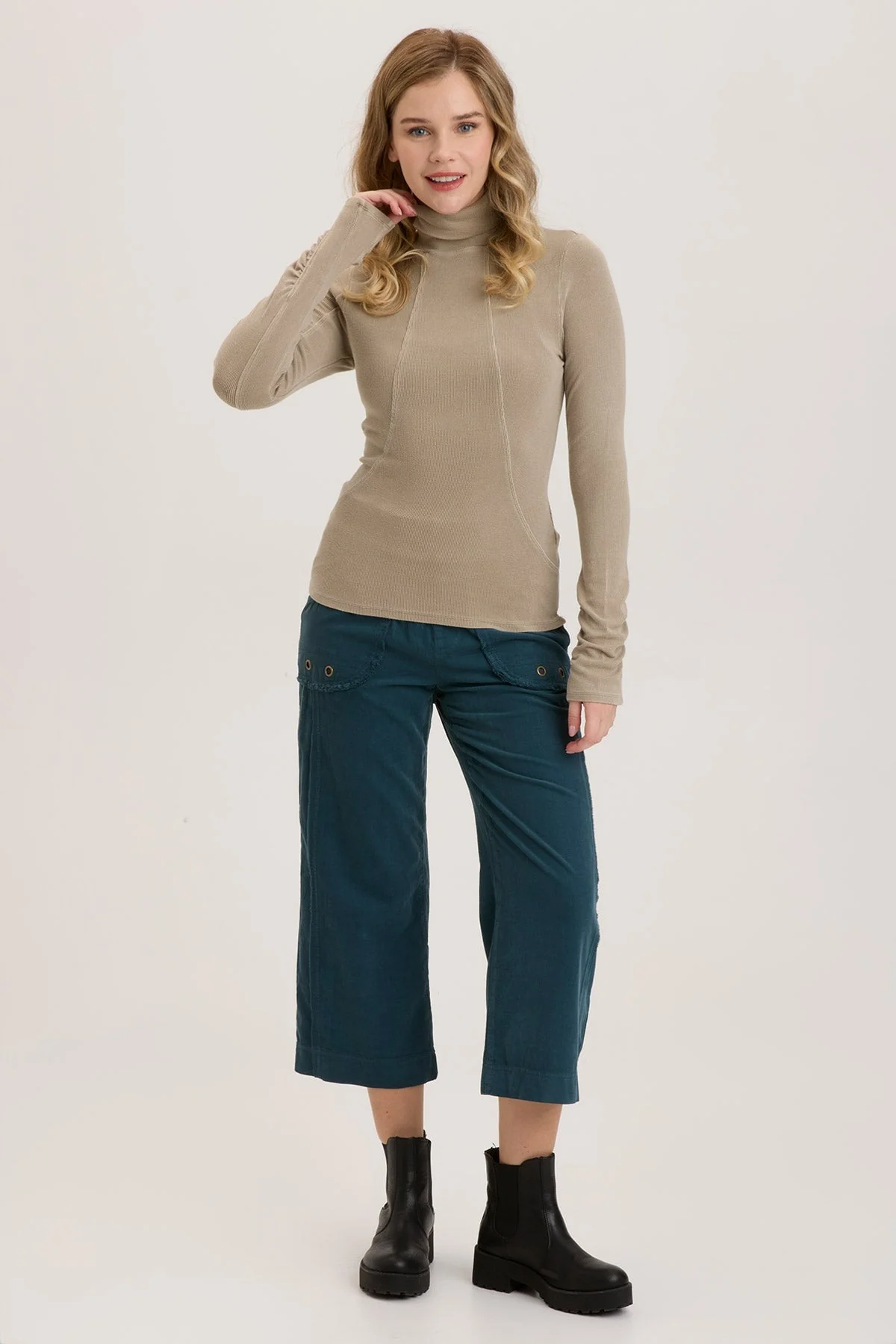 Rib Sorren Turtleneck - Shopern