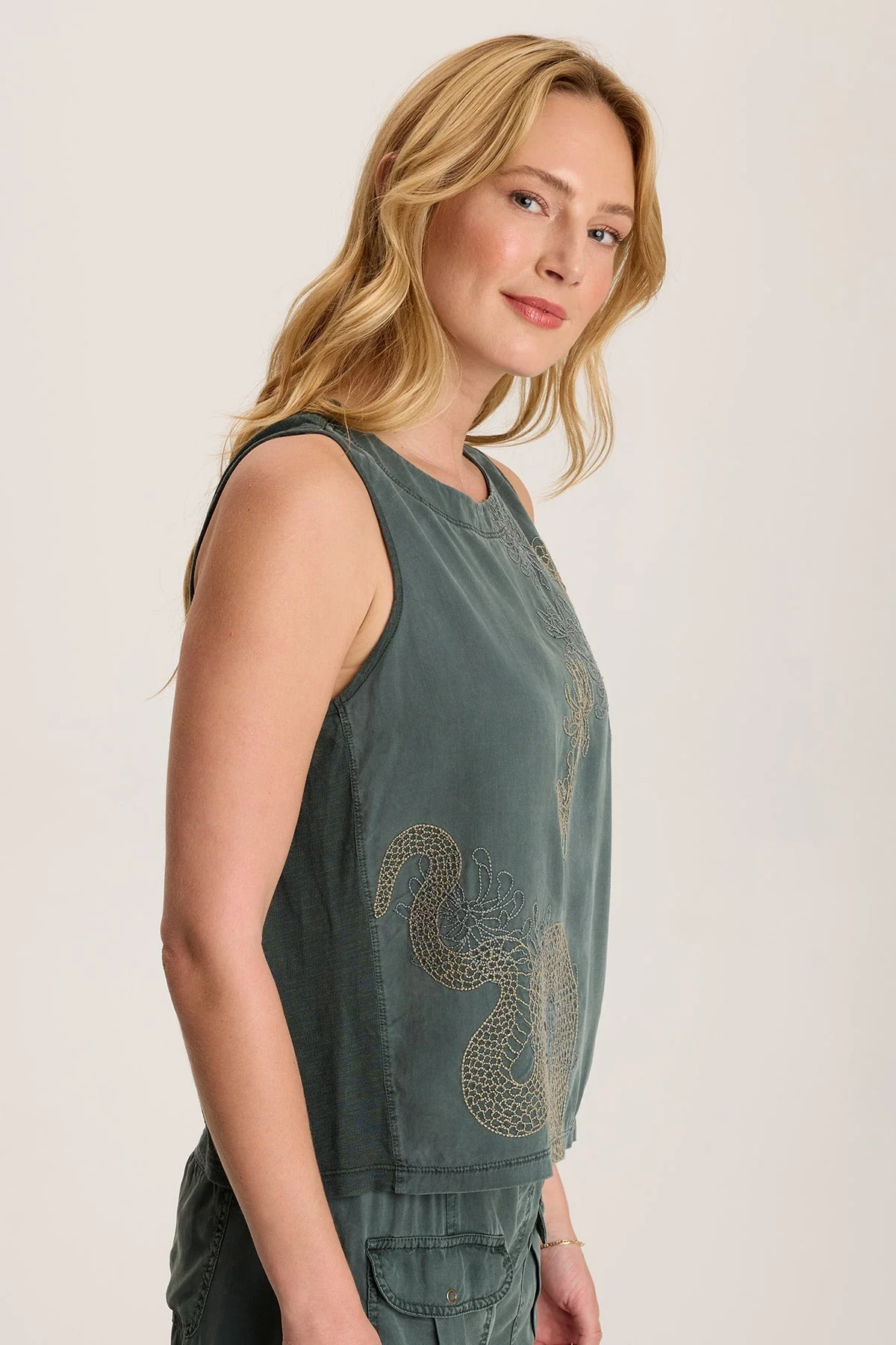 Quan Twill Embroidered Tank - Shopern