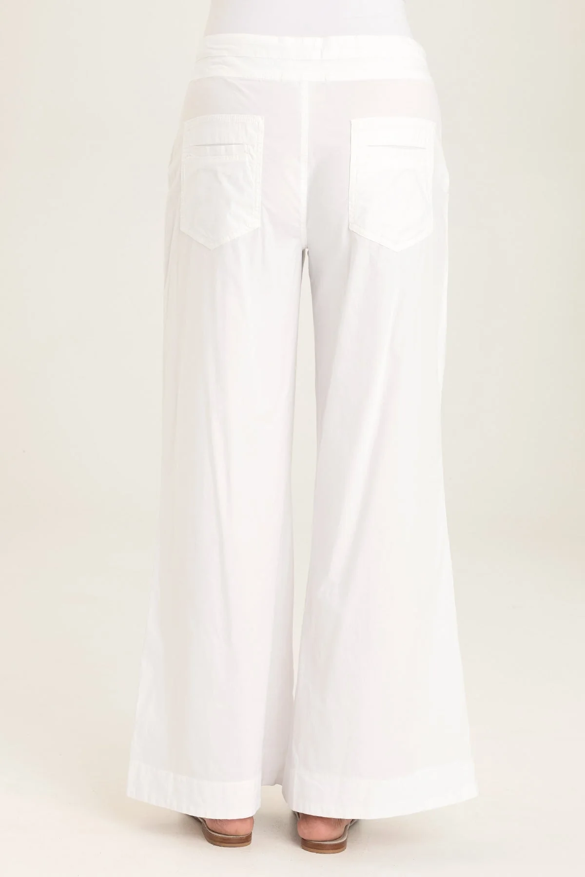 Rebecca Pant - Shopern