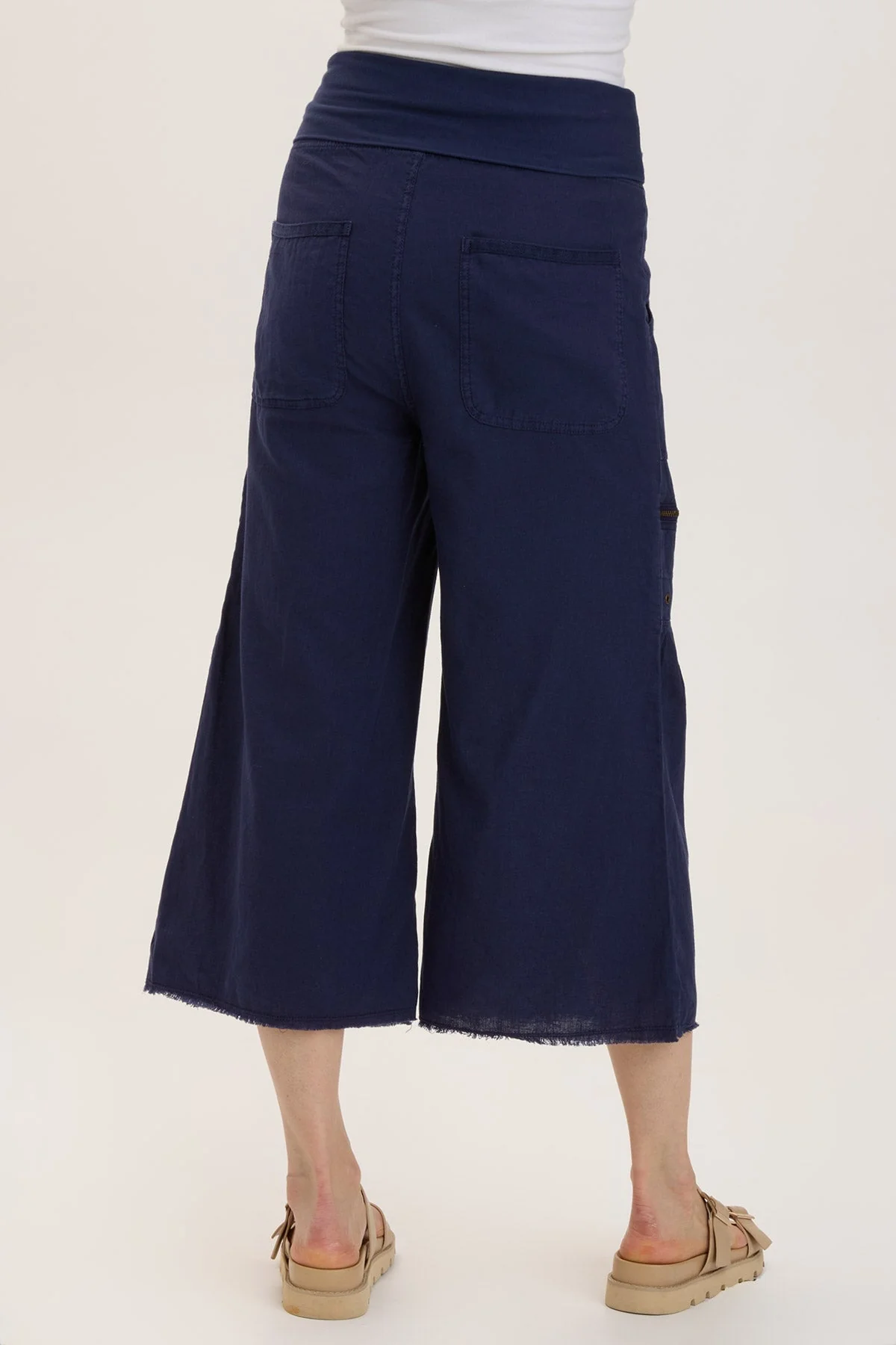 Pasqual Crop 2.0 - Shopern