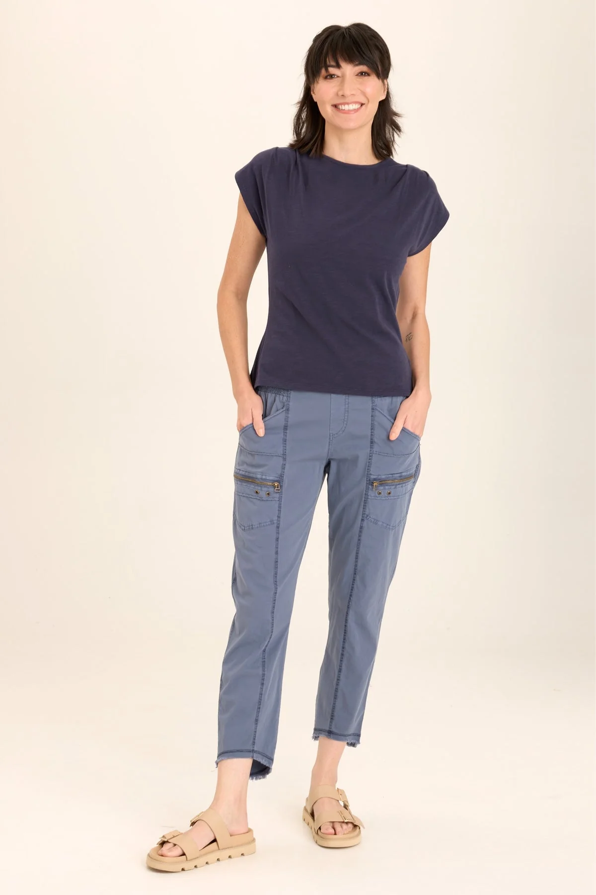 Acker Zipper Slim Crop - Shopern