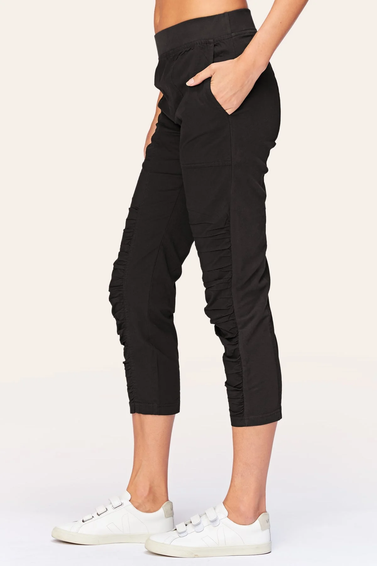 Geyser Crop - Shopern