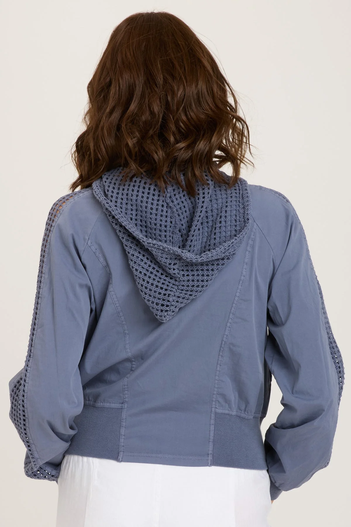 Gillian Bomber - Shopern