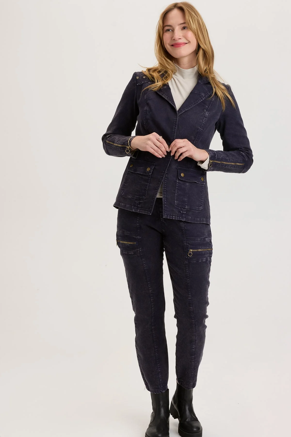 Terrwyn Blazer - Shopern