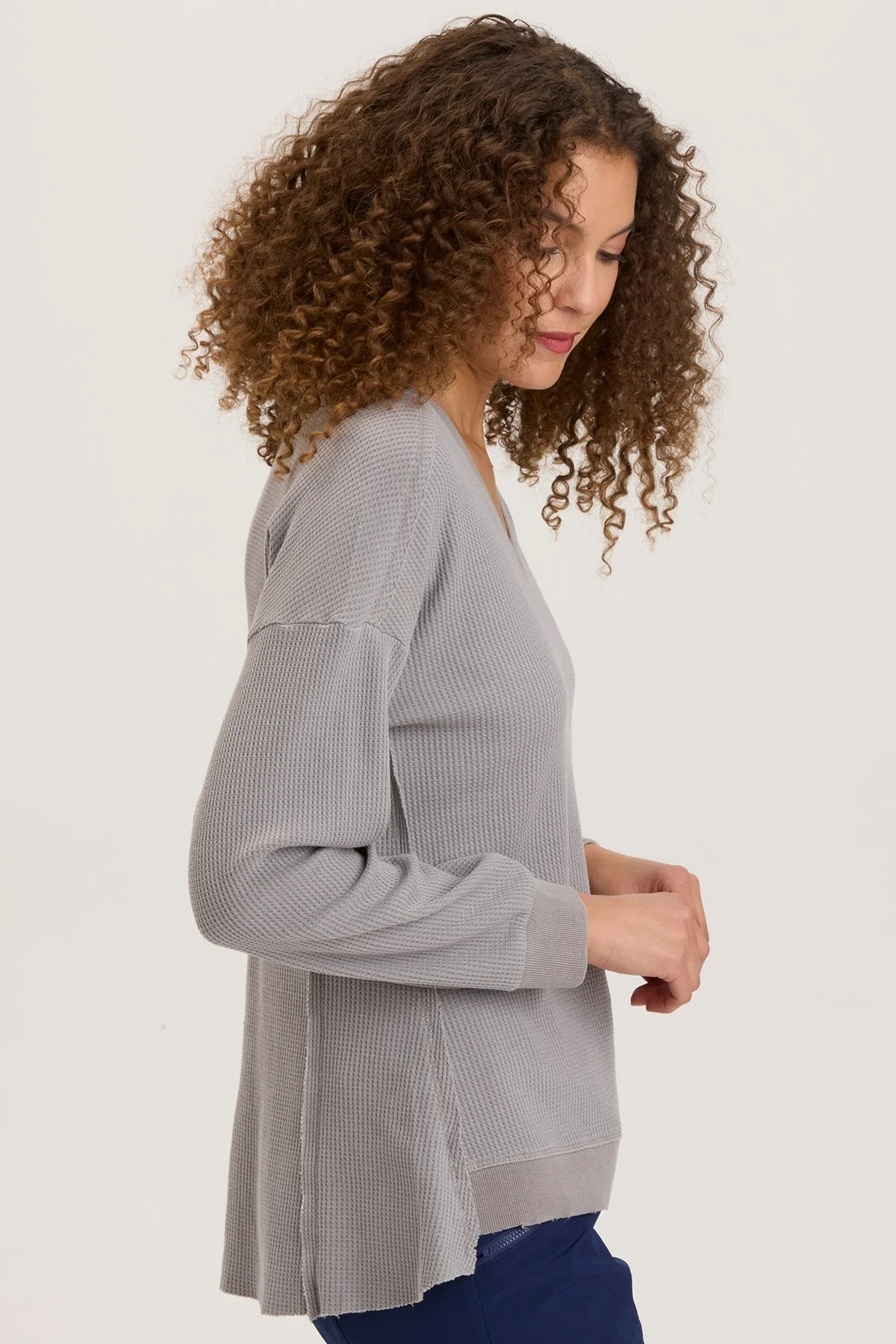 Oxley V-Neck - Shopern