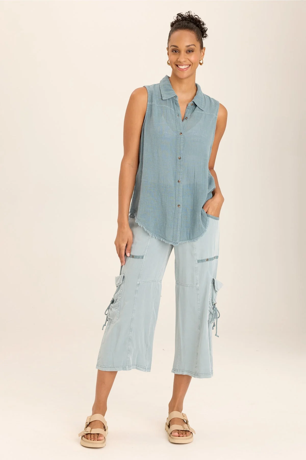Otto Sleeveless Gauze Button-Up - Shopern