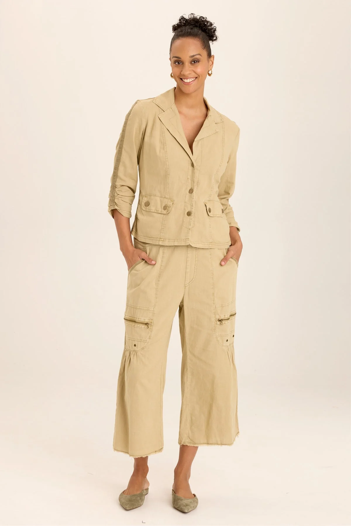 Folksy Linen/Stretch 4-Pocket Shirred Blazer - Shopern