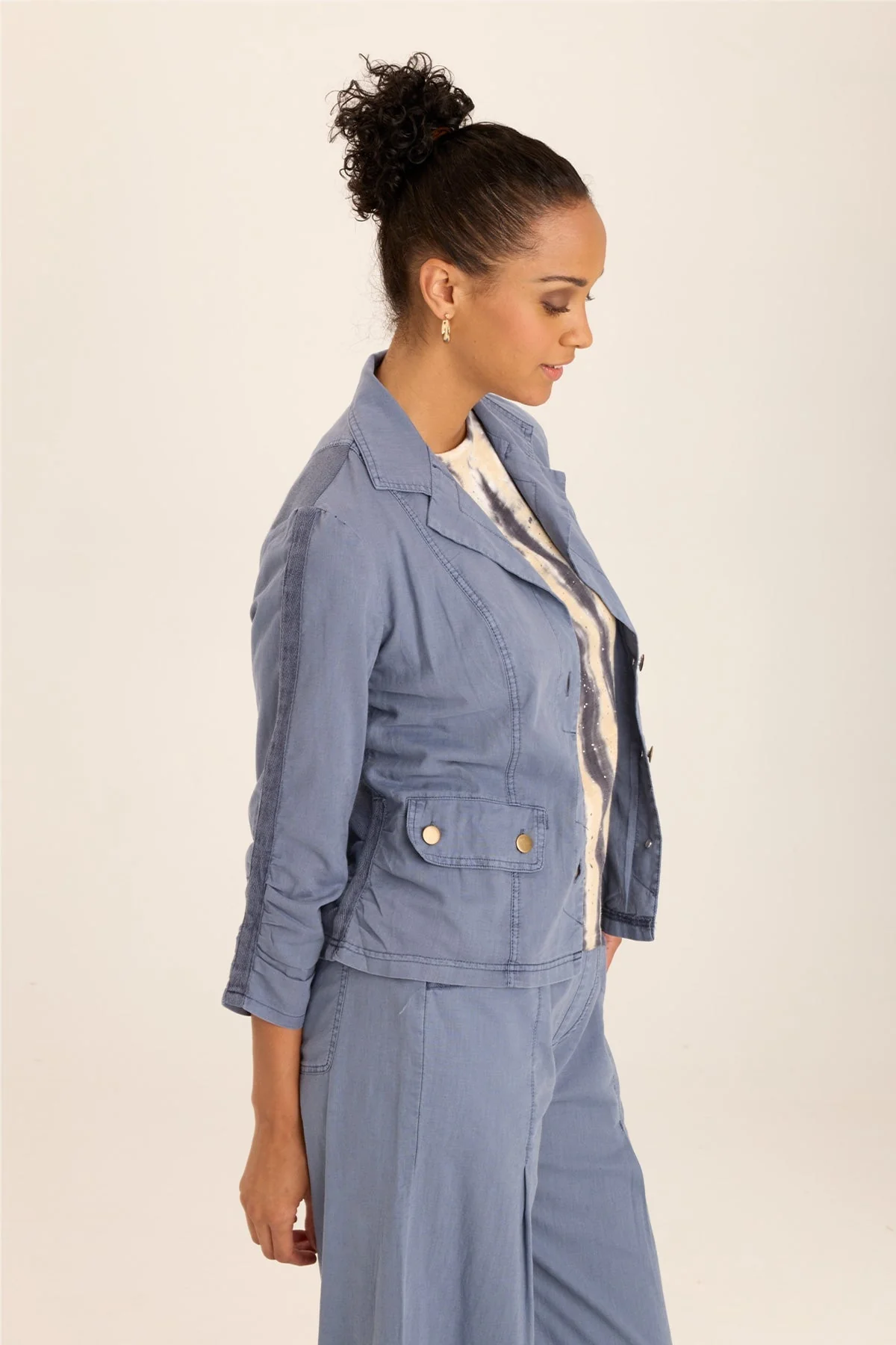 Folksy Linen/Stretch 4-Pocket Shirred Blazer - Shopern