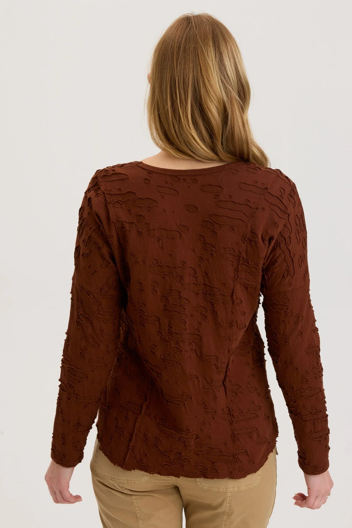 Pavel V-Neck - Shopern