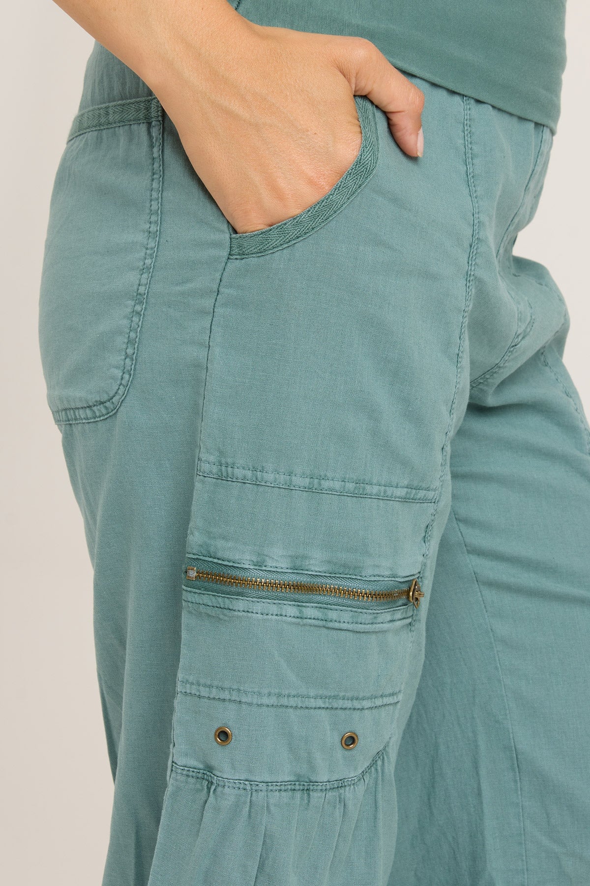 Pasqual Crop 2.0 - Shopern