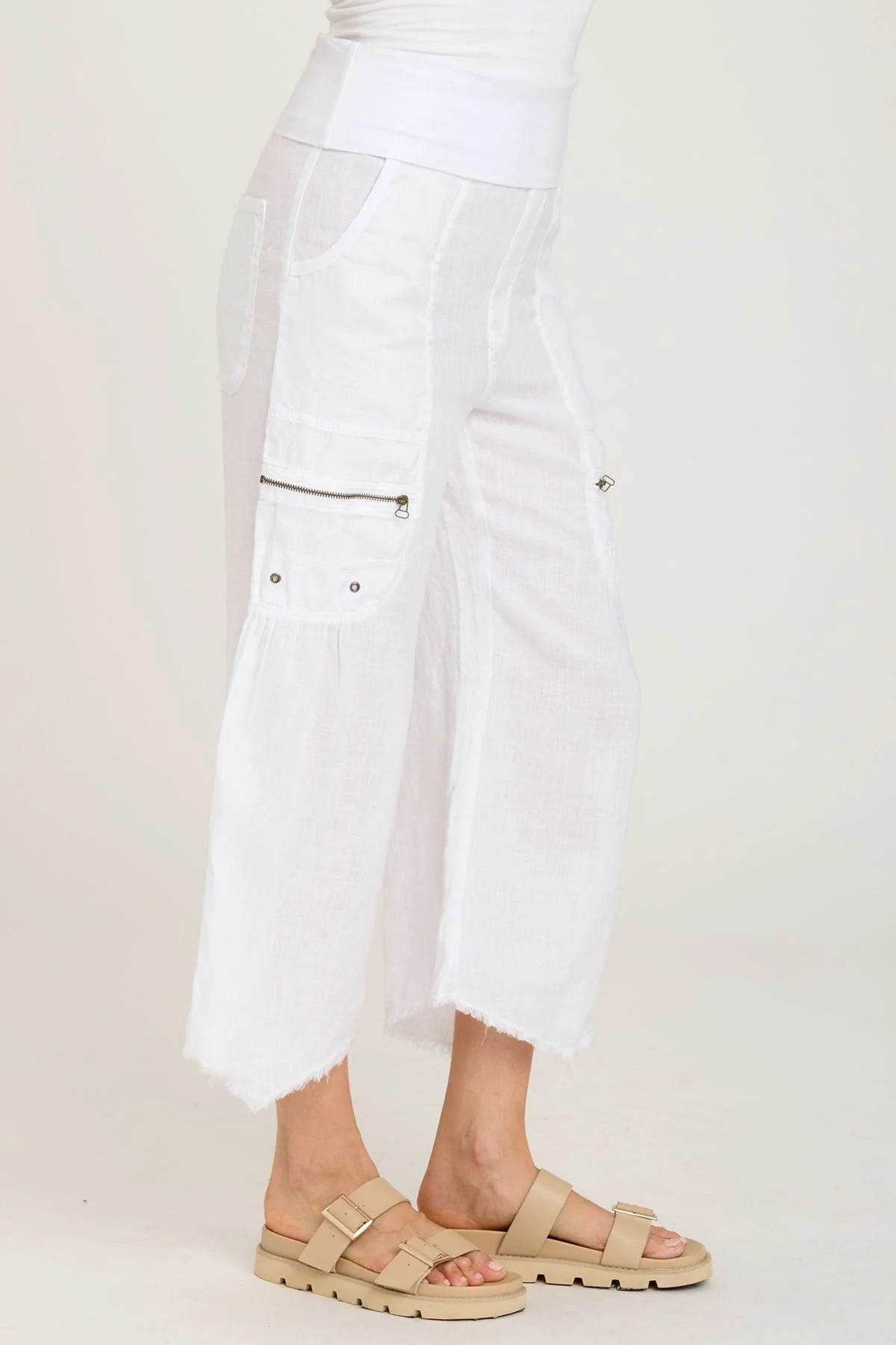 Pasqual Crop - Shopern