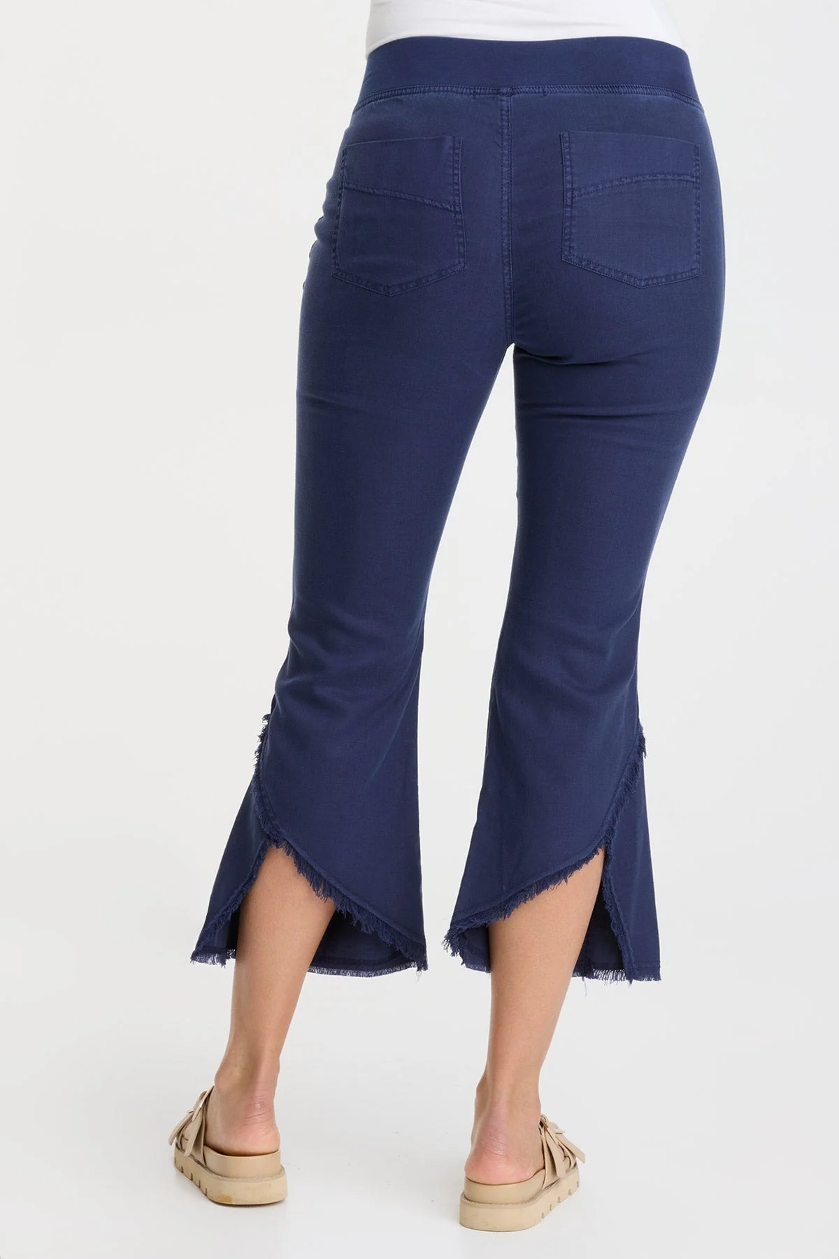 Hakarl Ankle Pant - Shopern