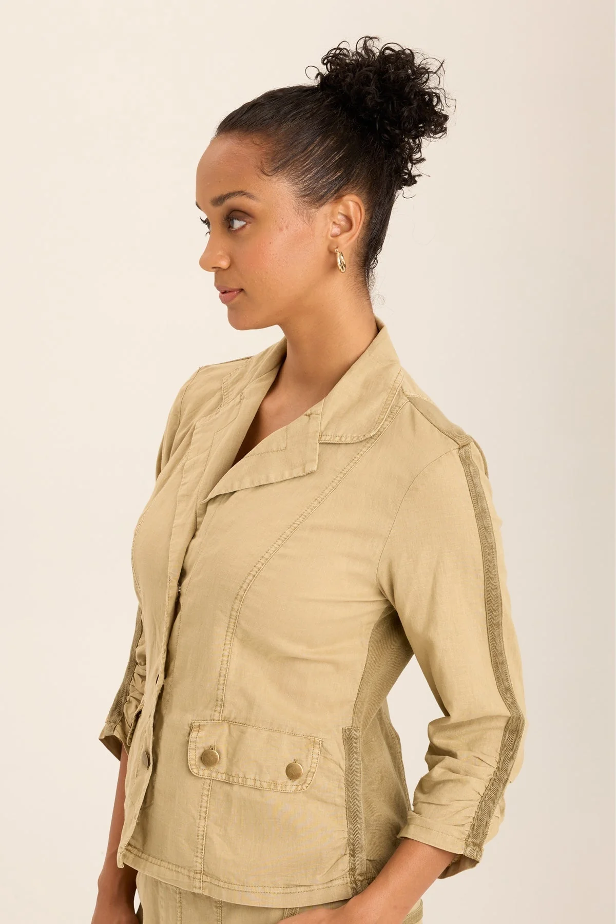 Folksy Linen/Stretch 4-Pocket Shirred Blazer - Shopern