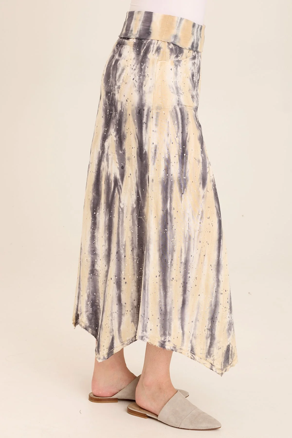 Triste Linen Bohemian Sharkbite Maxi Skirt - Shopern