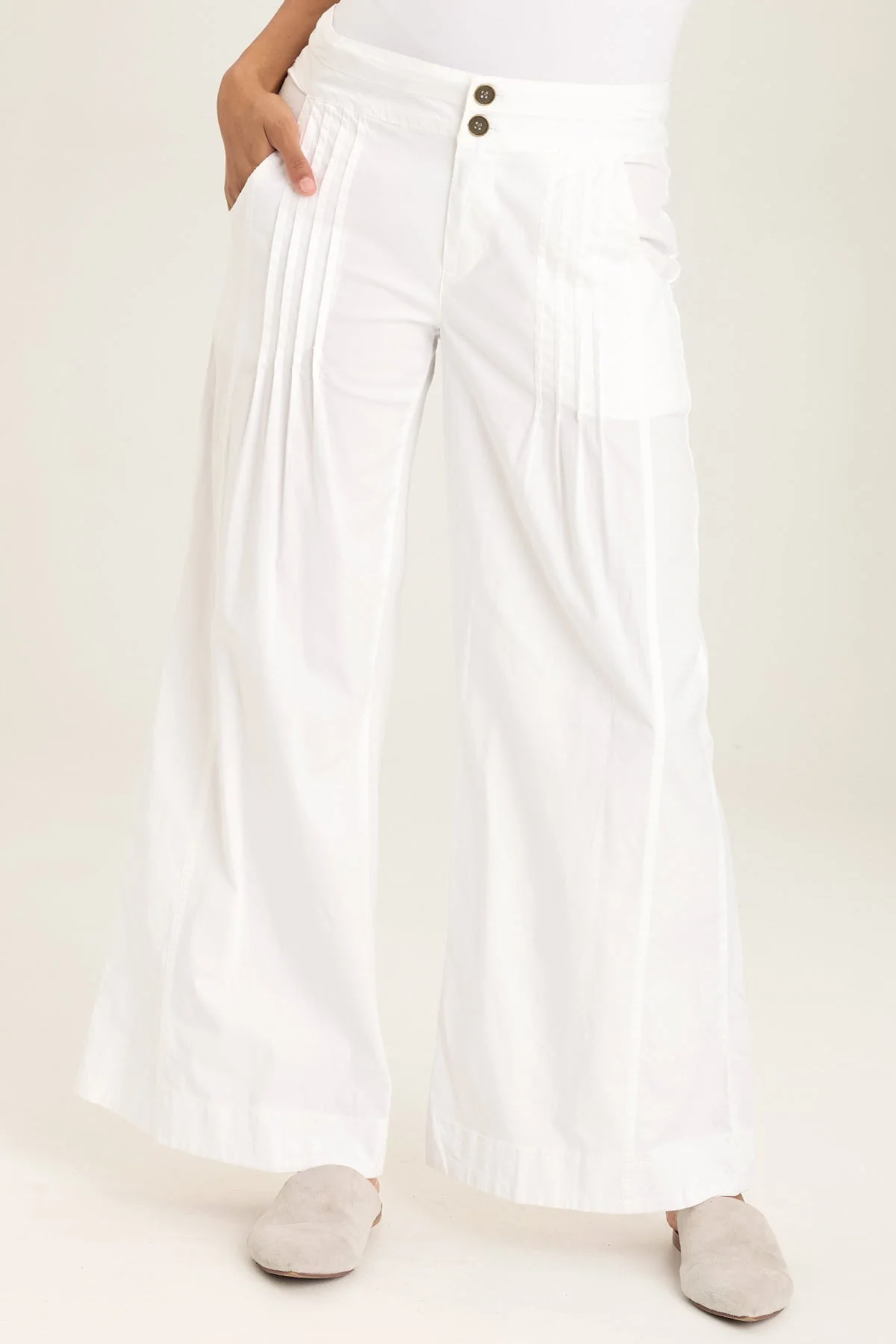 Rebecca Pant - Shopern