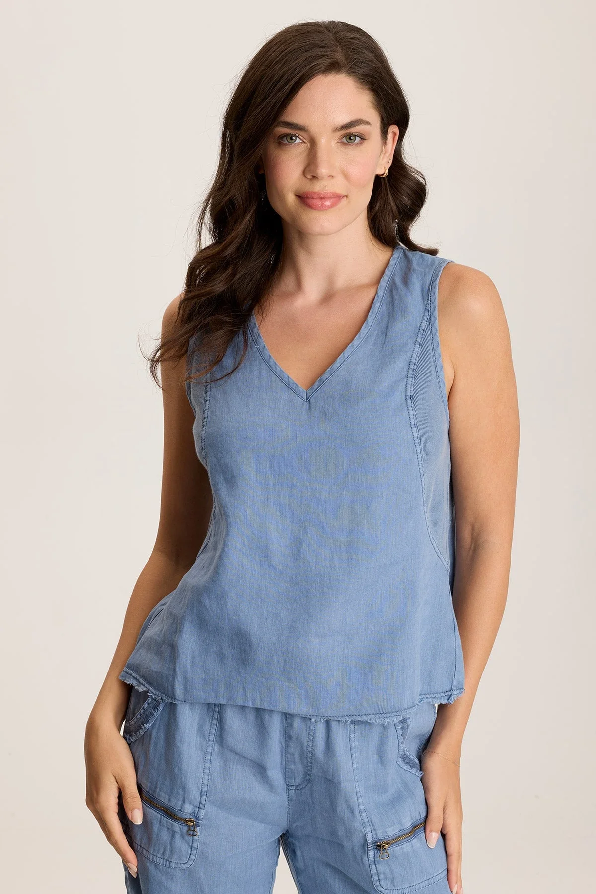 Estine Linen V-Neck Tank Top - Shopern