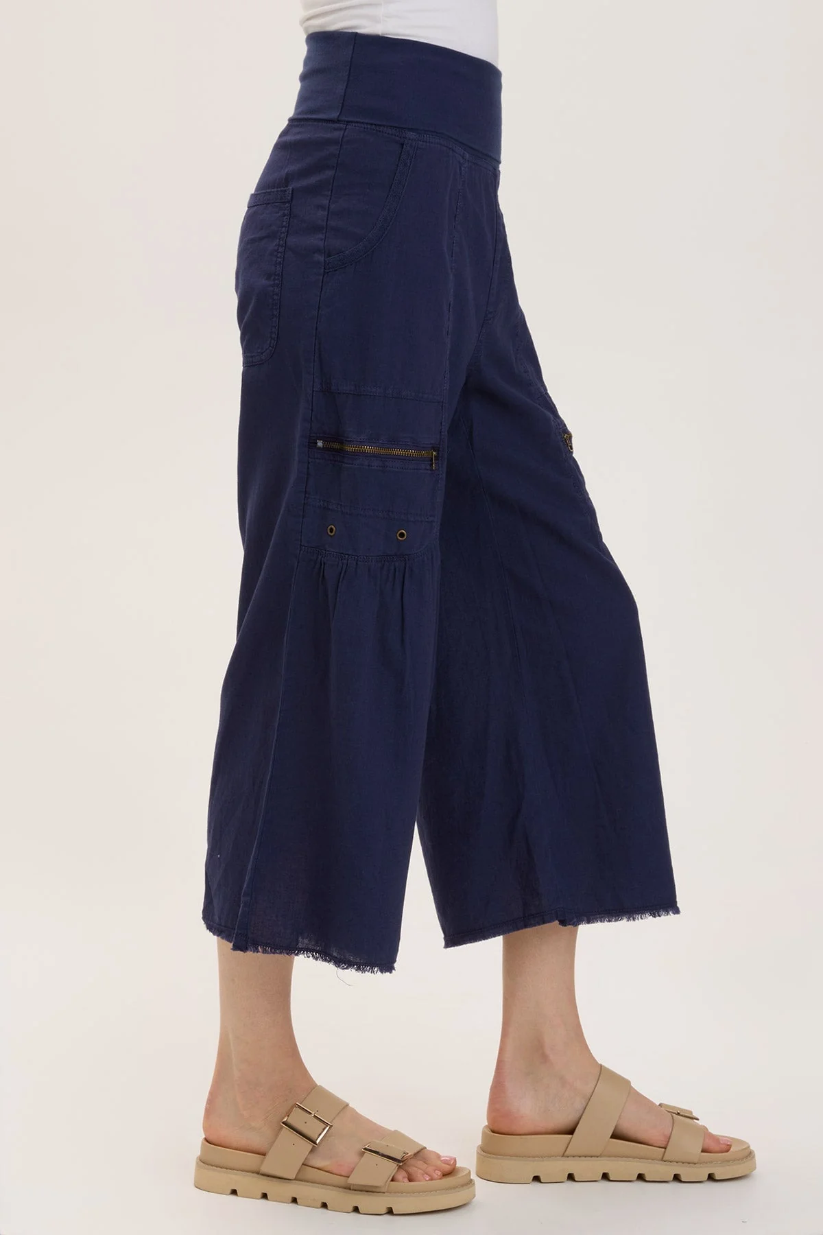 Pasqual Crop 2.0 - Shopern